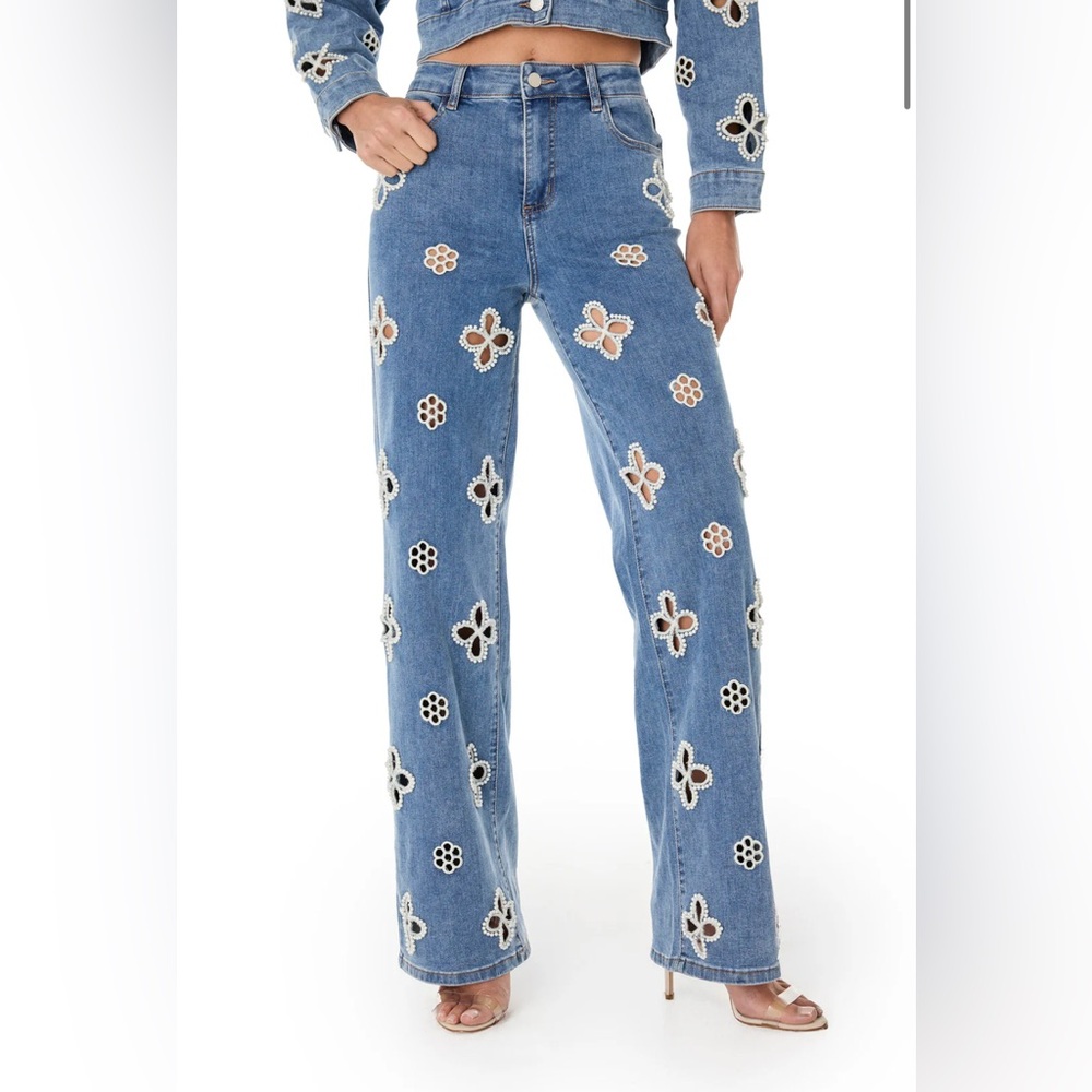 Noli Kaia Pearl high rise jeans 
New with tags